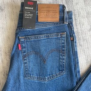 Levis Blue Wedgie Jeans